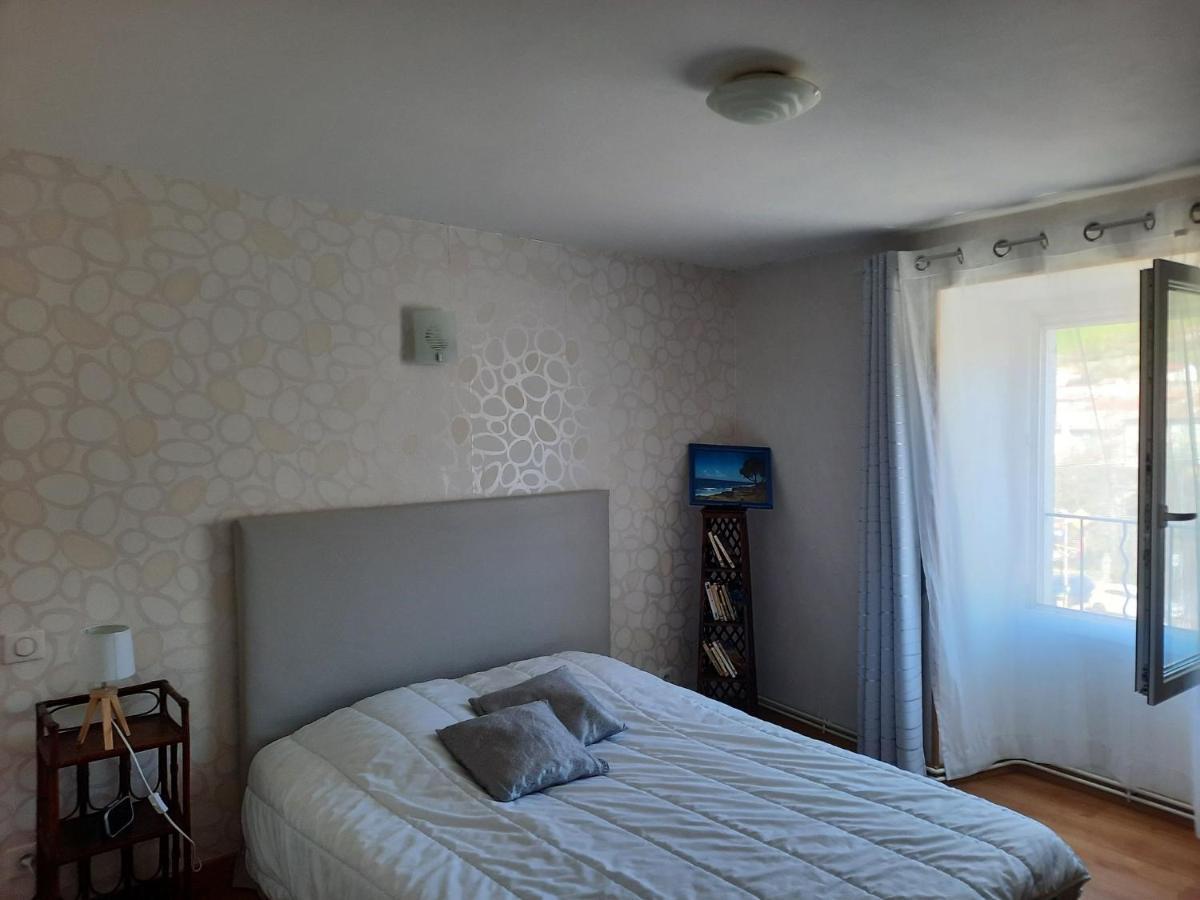 Maison Spacieuse Et Agreable Saint-Georges-de-Luzençon Buitenkant foto
