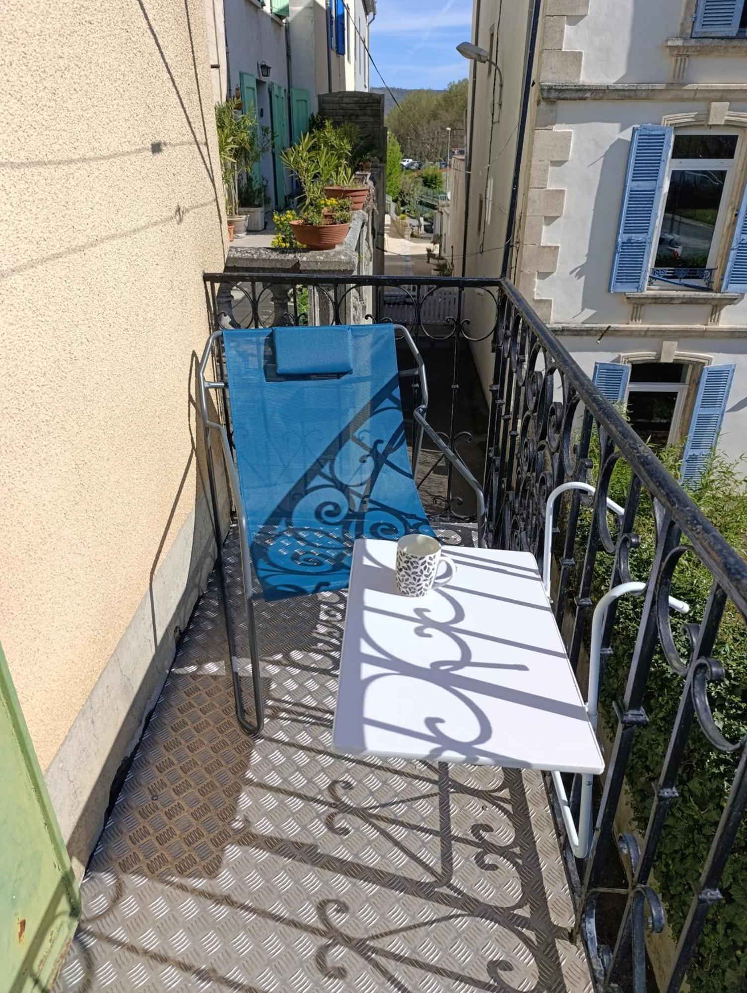 Maison Spacieuse Et Agreable Saint-Georges-de-Luzençon Buitenkant foto